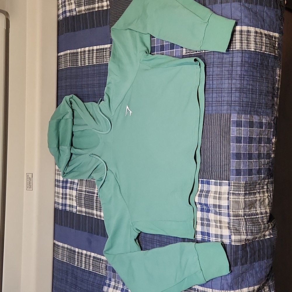 Gymshark Women's Pull Over with Hood. Long Sleeve and Medium Size
